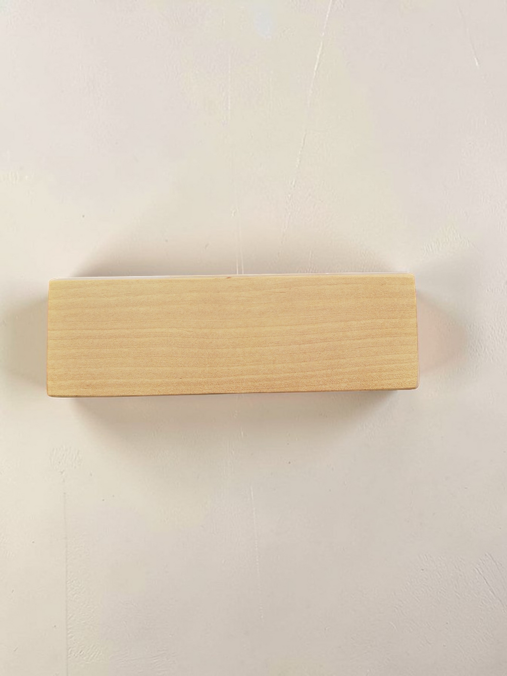 Ravintolan puinen pöytäkyltti Varattu- / Allergeeni 13cm , laserkaiverrus